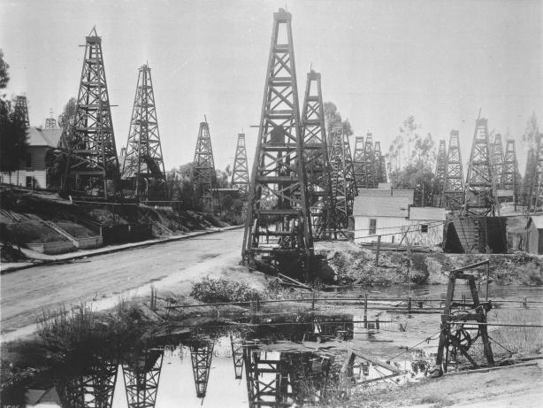the_first_oil_district_in_los_angeles_toluca_street_ca.1895-1901_chs-3686.jpg