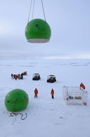 Deploying the ice camp on sea ice during Chinese CHINARE expedition to the central Arctic in summer 2010 on board of icebreaker Xue Long