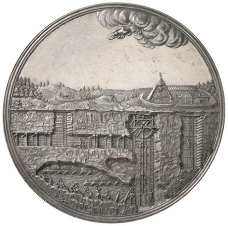 Fig. 3: This commemorative silver medal marked the completion of an aquaduct (shown on the obverse) as well as the first payment of a dividend after years of loss. Münzkabinett, Staatliche Museen zu Berlin, Inv. Nr. 18207762. Photography: Lutz-Jürgen Lübke.