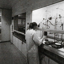 Photo taken from "The Matter Factory: A History of the Chemistry Laboratory". Peter Morris. London: Reaktion Books, 2015.